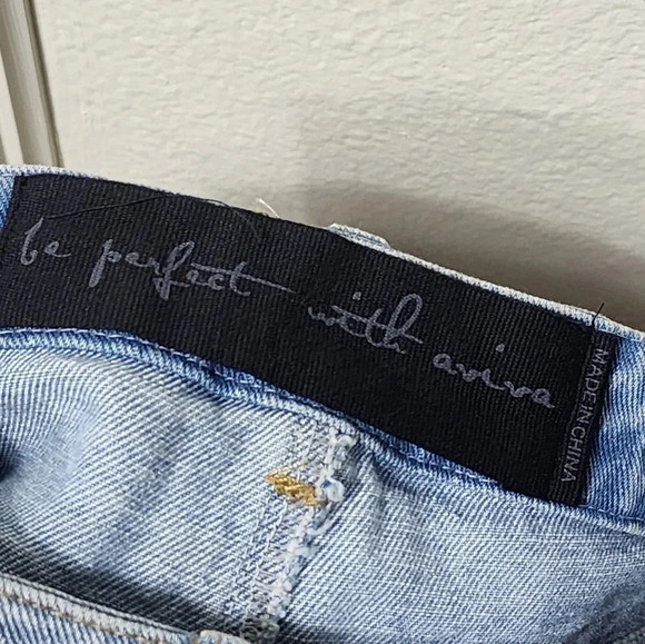 Aviva on Earth Women's Distressed Jean Short Sz 28 Festival Beach Summer - Picture 4 of 9